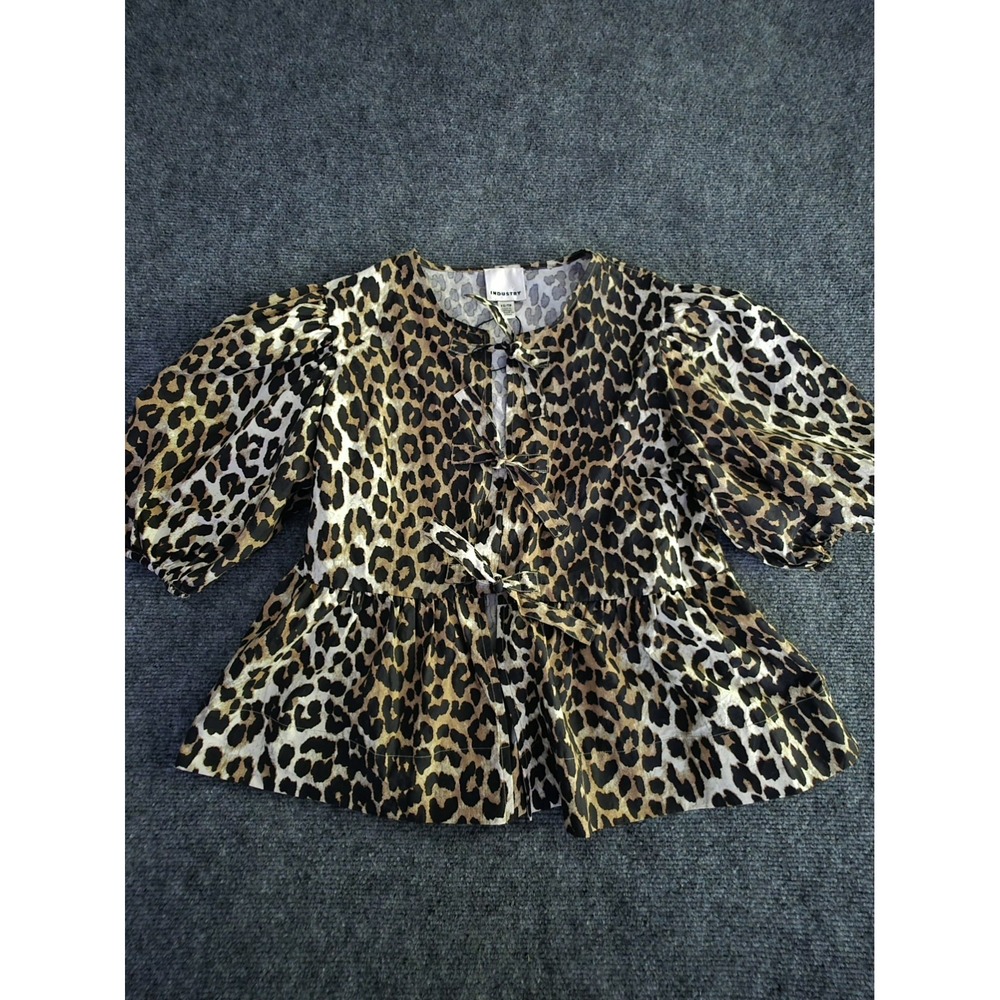NWOT Industry Leopard Print Peplum Top Puff Sleeve Tie Front XS - Picture 2 of 7